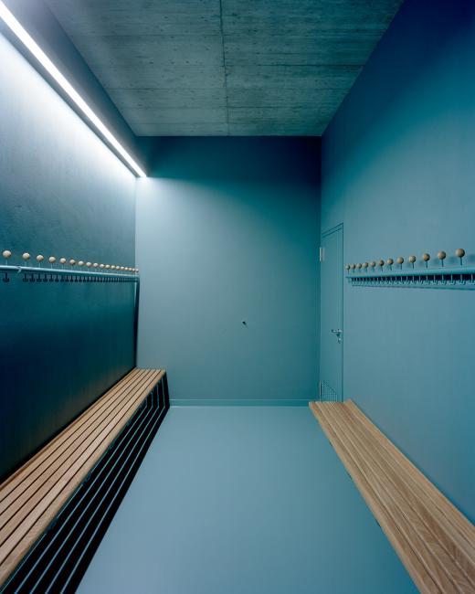 Umkleideraum im ersten Untergeschoss, Foto: Rasmus Norlander